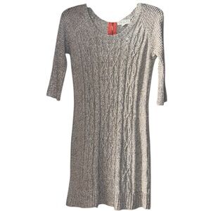 🔥3 for $25🔥 (EUC) LIGHT TAN AND WHITE LONG SWEATER. SZ PM